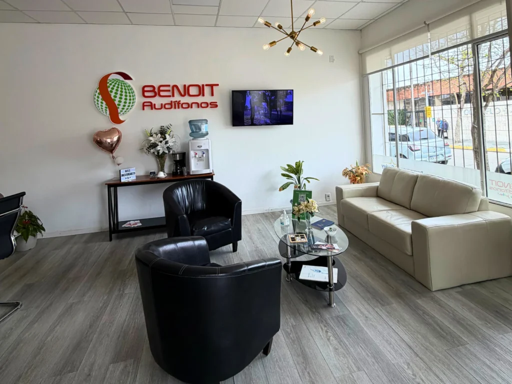 Sala de espera de Benoit Audífonos en Trinidad, Flores